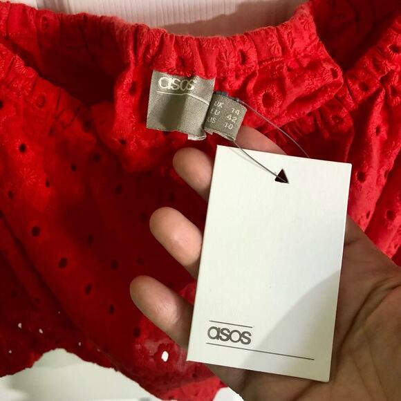 NWT ASOS Women's Red Orange Eyelet Off Shoulder Crop Top - Size 10 - Picture 2 of 7